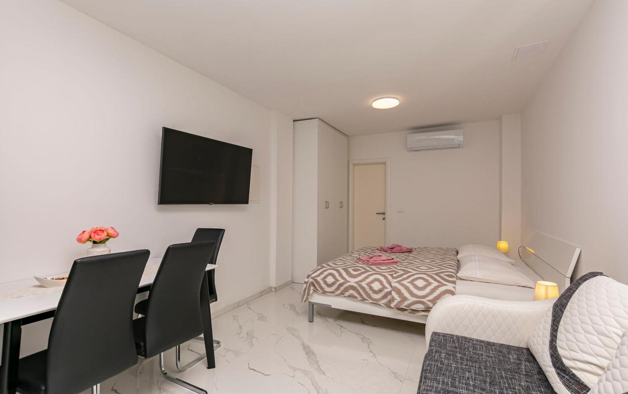 Apartment Ivano Дуги-Рат Экстерьер фото